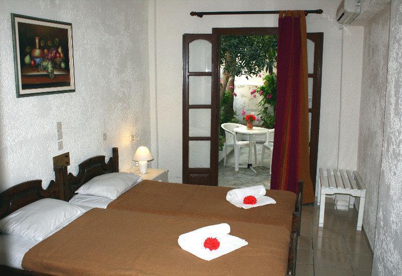 Piskopiano Studios Exterior photo