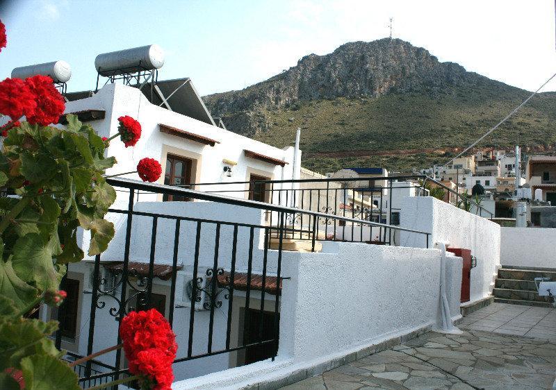 Piskopiano Studios Exterior photo